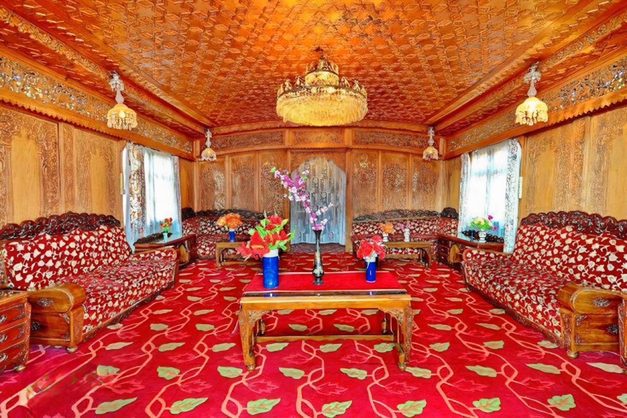 Heritage Amina Group Of Houseboats Srīnagar Exterior foto